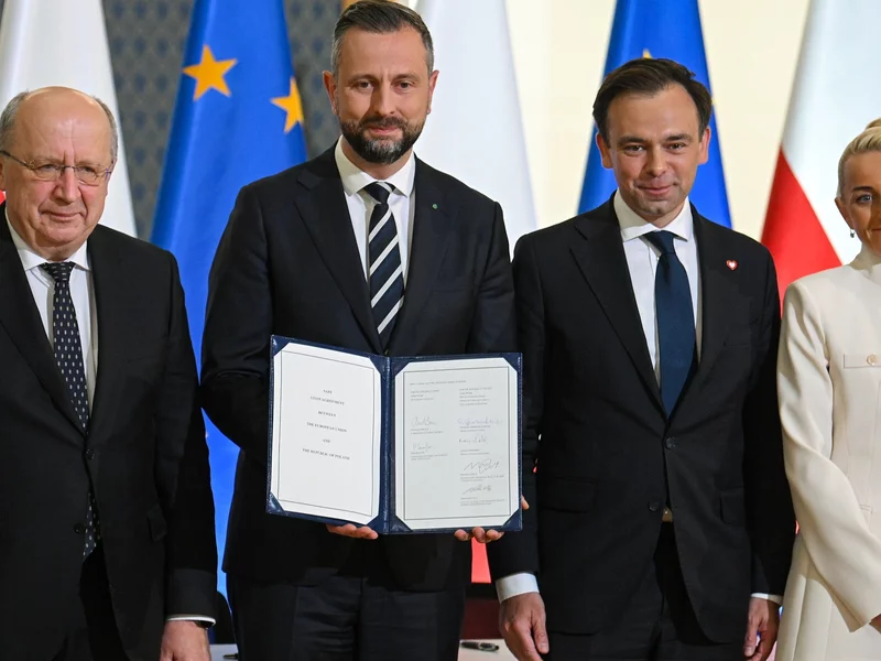 Prawnik: W świetle Konstytucji umowa SAFE jest nieważna