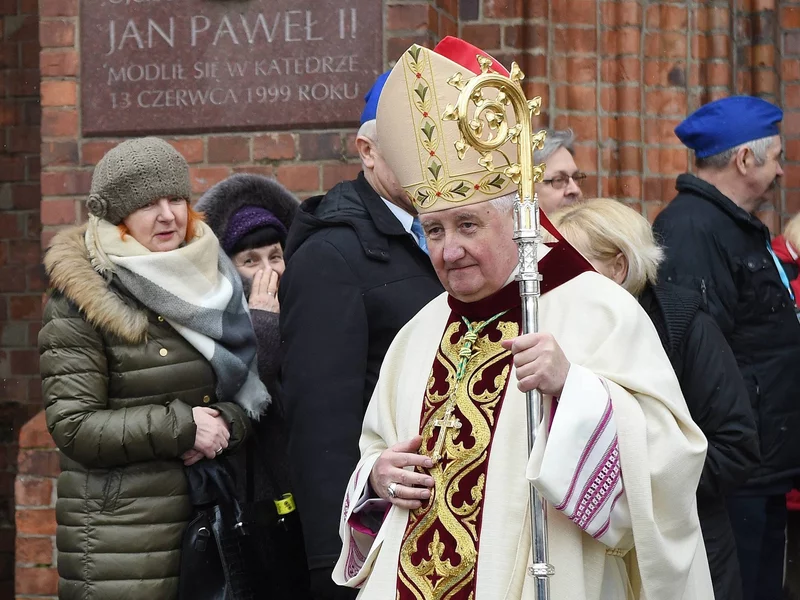 "Niech nadzieja przezwycięża nasze trudności". Bp Kamiński na XXXIII Światowy Dzień Chorego