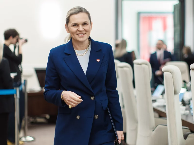 Burza po decyzji Nowackiej. Wiadomo, co sądzą Polacy