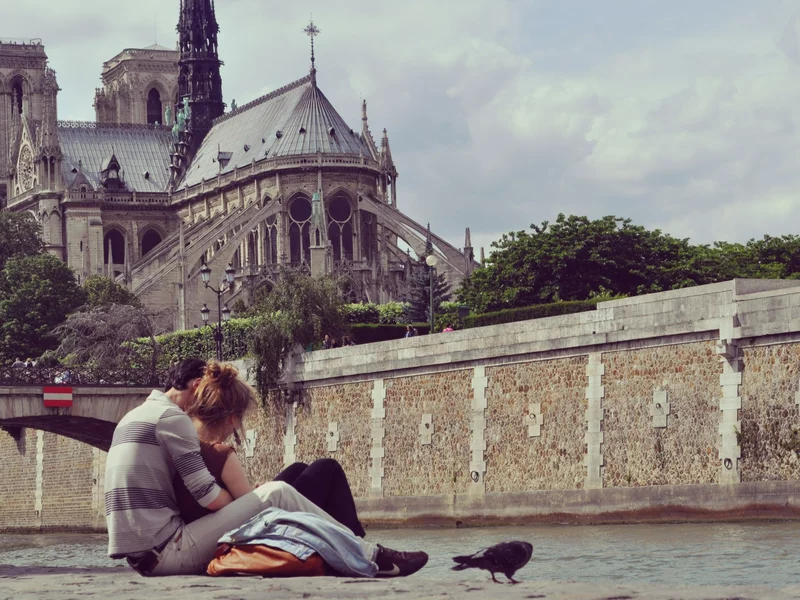 Zaskakująca akcja francuskiego rządu. Taki list dostanie każdy 29-latek