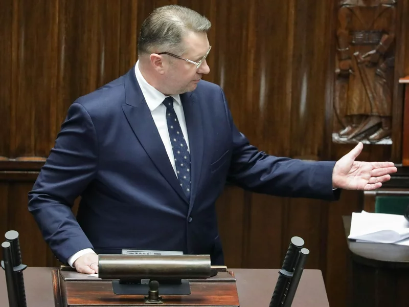 "Precz z komuną!". Czarnek grzmi w Sejmie: Panie Czarzasty, komunisto