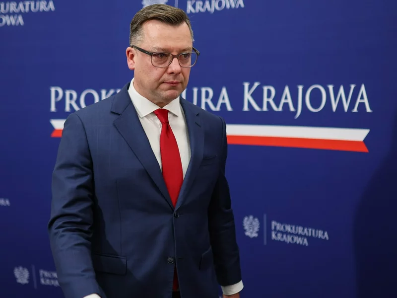 Przesłuchanie Ziobry poza Polską? Prokuratura zabrała głos