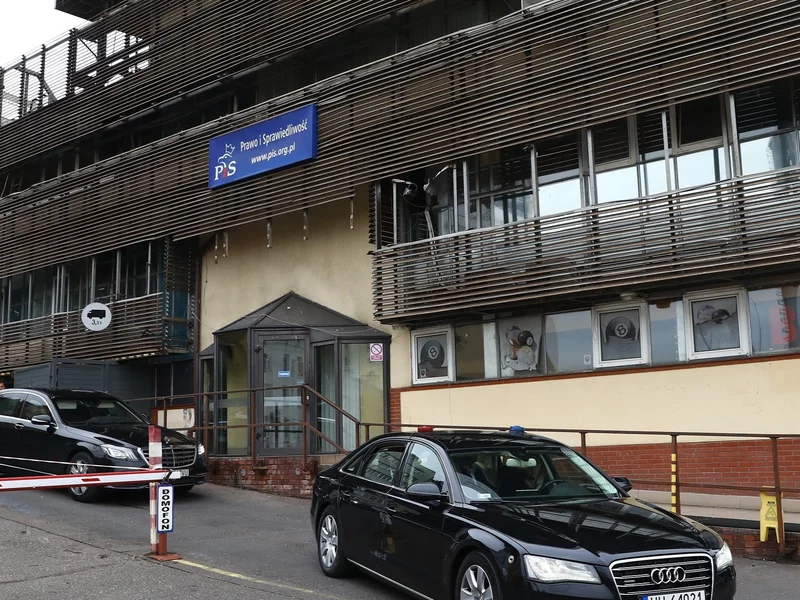 Poseł PiS zawieszony. To znany polityk