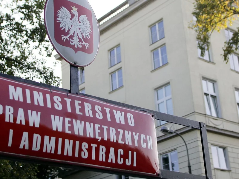 Chcą powrotu komendanta. MSWiA reaguje na list dowódców SOP