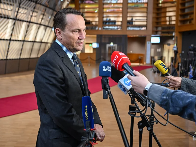 Sikorski: To bezpieczeństwo Europy będzie zwiększone lub zmniejszone