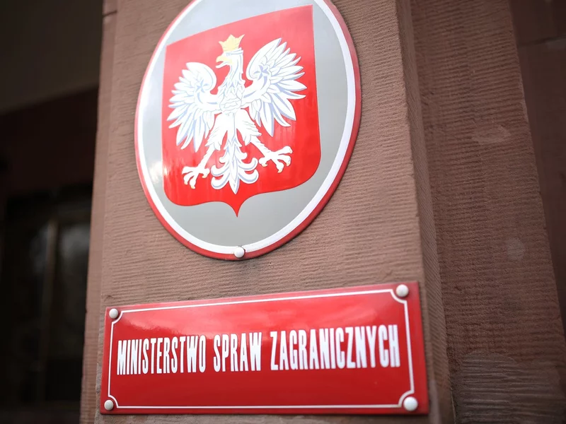 "Kompromitacja". Donos MSZ na polskich biskupów "pełen rażących błędów"