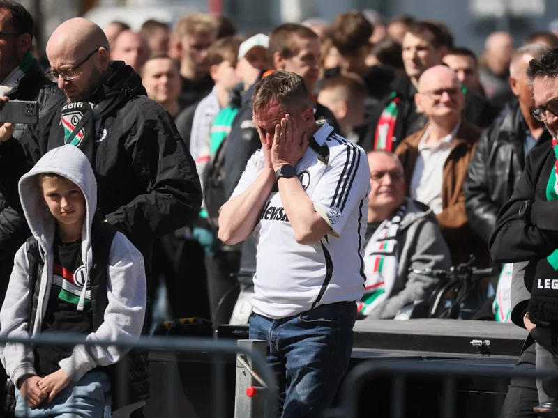 Tłumy żegnają Jacka Magierę. Prezydent pojawił się osobiście