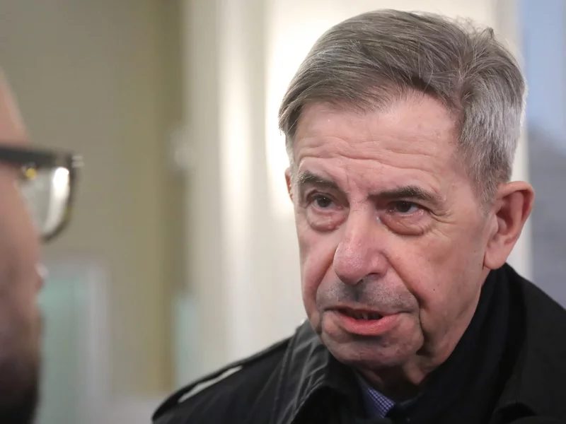 Prof. Zoll: Prezydent działa absolutnie poza prawem