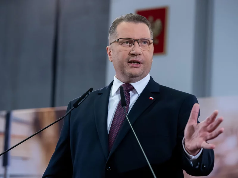 Czarnek o tragicznym sondażu PiS. 