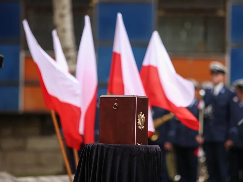 Tusk zwija politykę pamięci. Koniec upamiętniania bohaterów II RP