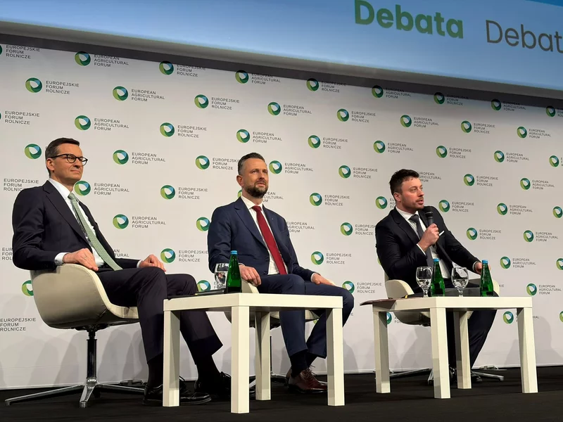 Morawiecki kontra Kosiniak-Kamysz. Tłumy na debacie w Jasionce