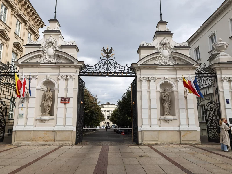 Cyberatak na UW. Gigantyczny wyciek danych studentów