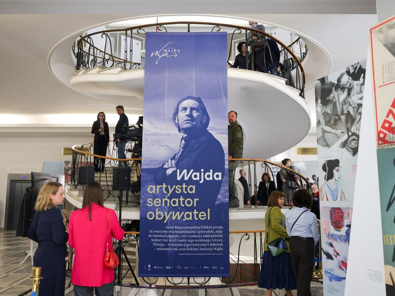 Awantura o wystawę o Wajdzie. Rzecznik Konfederacji kpi z 