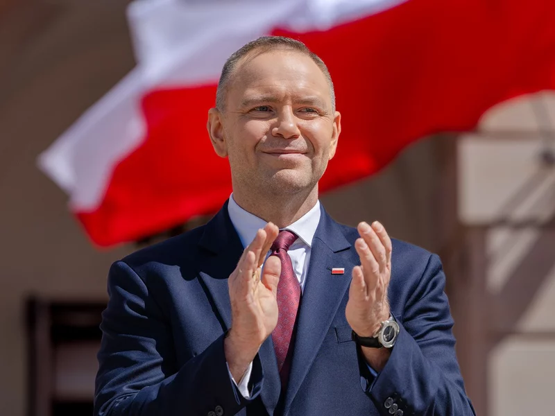 Tak Polacy ocenili Nawrockiego. Nowy sondaż