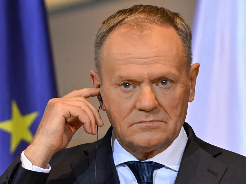 Tusk do prezydenta: I co ci psy zawiniły? "Pan jest trzeźwy?"