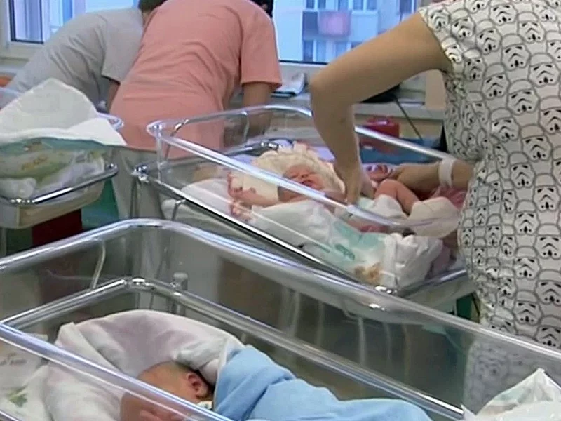 Jedna z najlepszych porodówek do likwidacji. Czy tym razem premier jest na bieżąco?