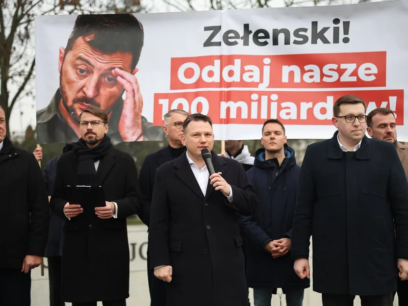 "Zełenski! Oddaj nasze 100 mld!". Protest Konfederacji pod Sejmem