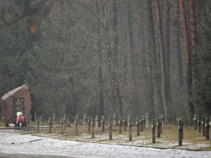 Czy miejsca pamięci o Żydach w Polsce mają stać się eksterytorialne?