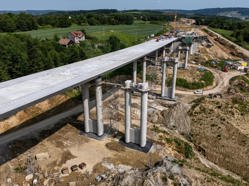 Wykonawca uciekł z budowy S19. 