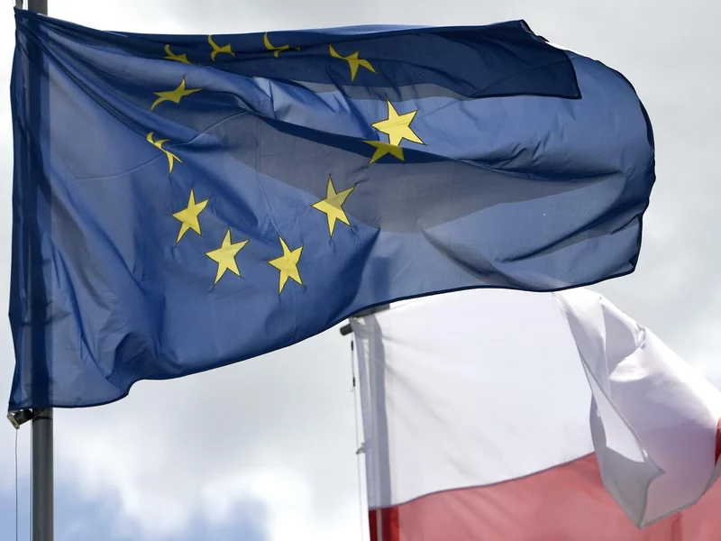 Поляки отворачиваются от ЕС. Рекордный рост поддержки Полексита