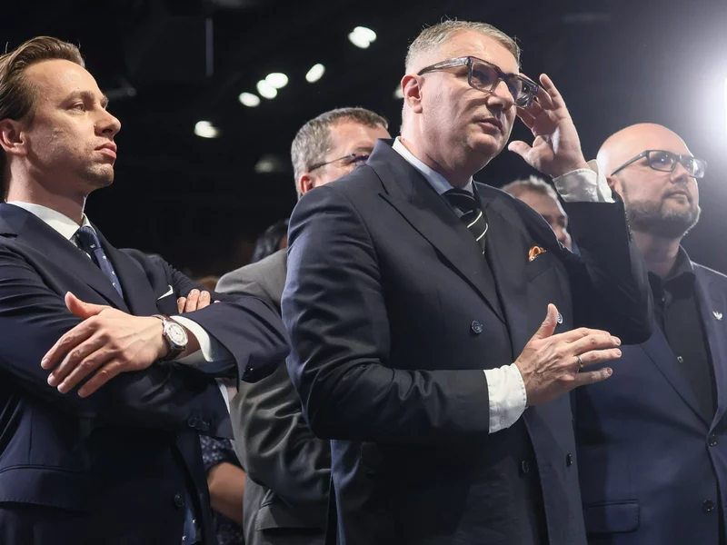 "Minister zachowuje się jak opętana wariatka". Poseł nie wytrzymał