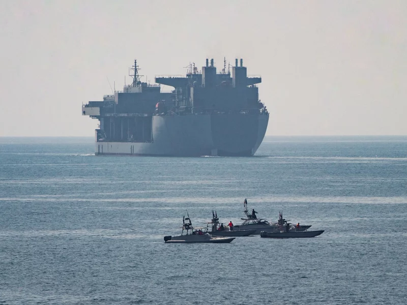 Dwa indyjskie statki zaatakowane w cieśninie Ormuz. Indie reagują