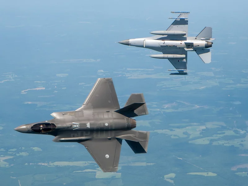 Powstaje "skandynawska twierdza". Superflota myśliwców ma odstraszać Rosję