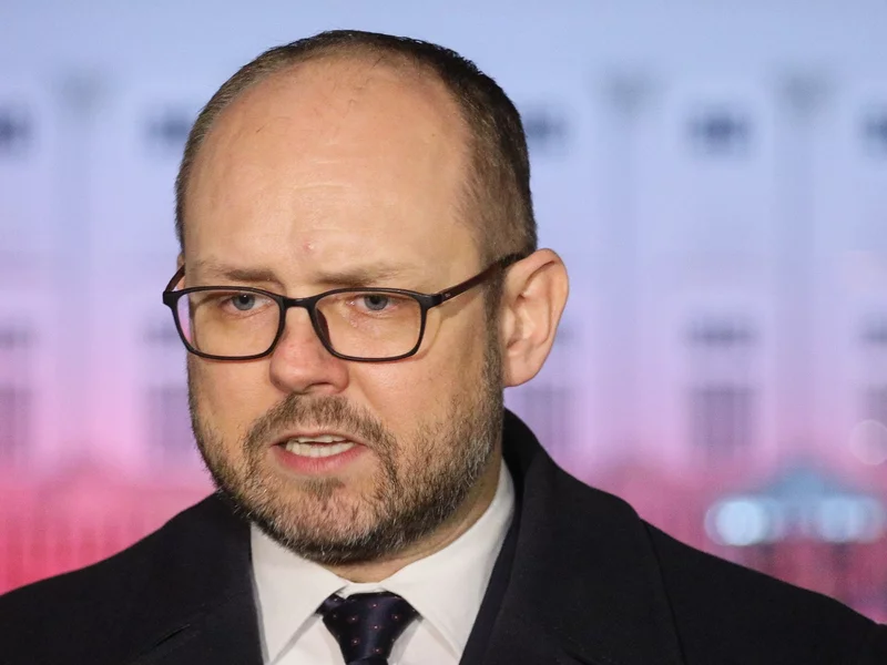 "Podobno w MSZ nerwowe poszukiwanie". Przydacz wbija szpilę