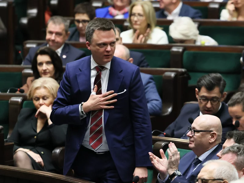 Szykuje się zwrot w sprawie Hołowni? "Wiele osób go namawia"