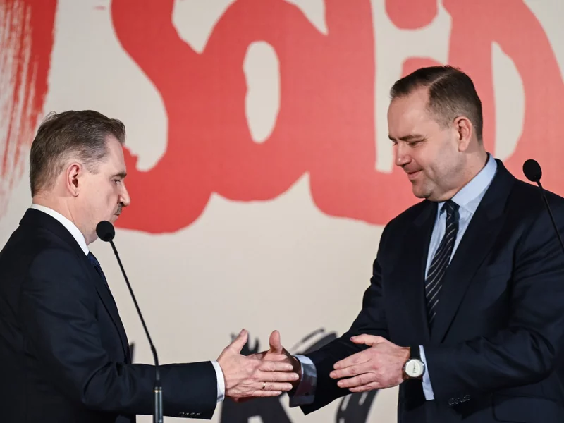 Prezydent na pasku Solidarności