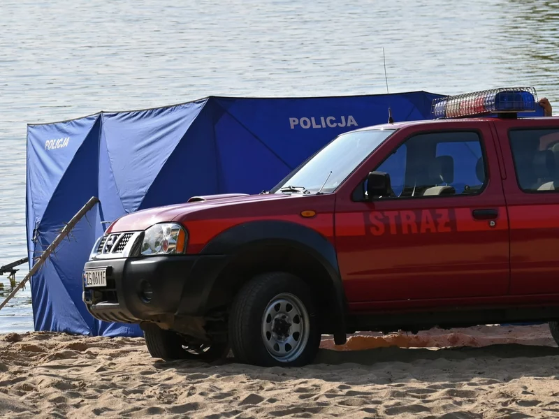 Napad s palico v Varšavi, tragedija na taboru s skavti