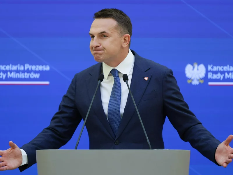 "Absolutny skandal". Burza po wpisie Szłapki