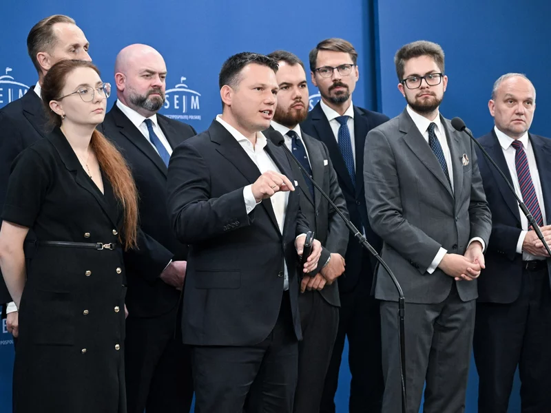 "Kaczyński chce być dyktatorem prawicy". Mocny głos z Konfederacji