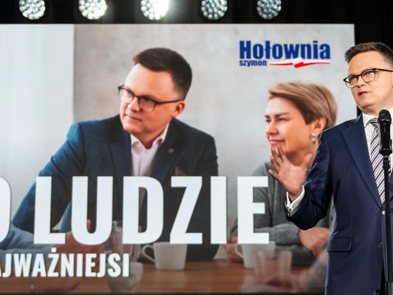 Hołownia prezentuje hasło wyborcze. Padły słowa o Trumpie