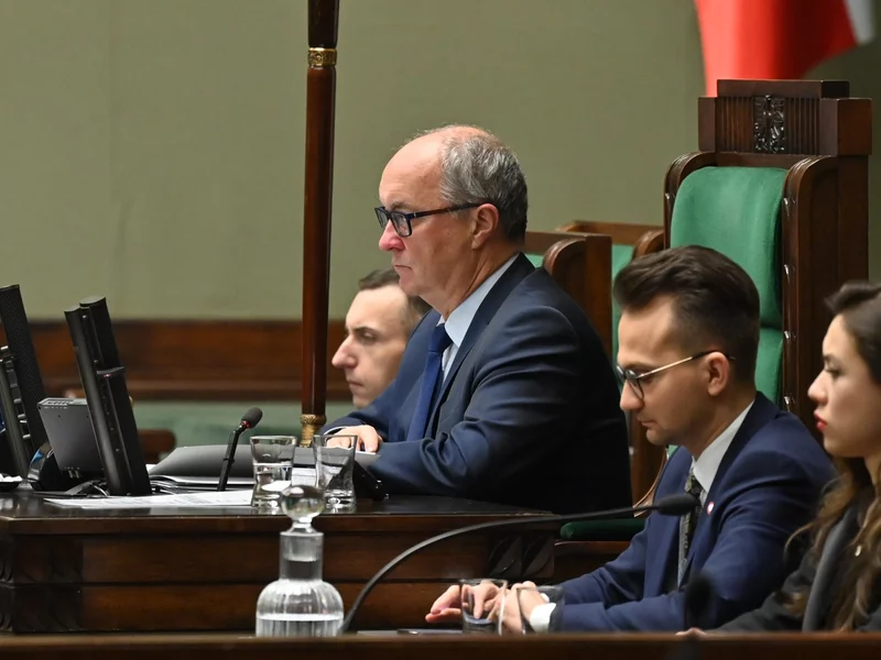 Polacy zabrali głos. Czarzasty wolałby nie widzieć tego sondażu