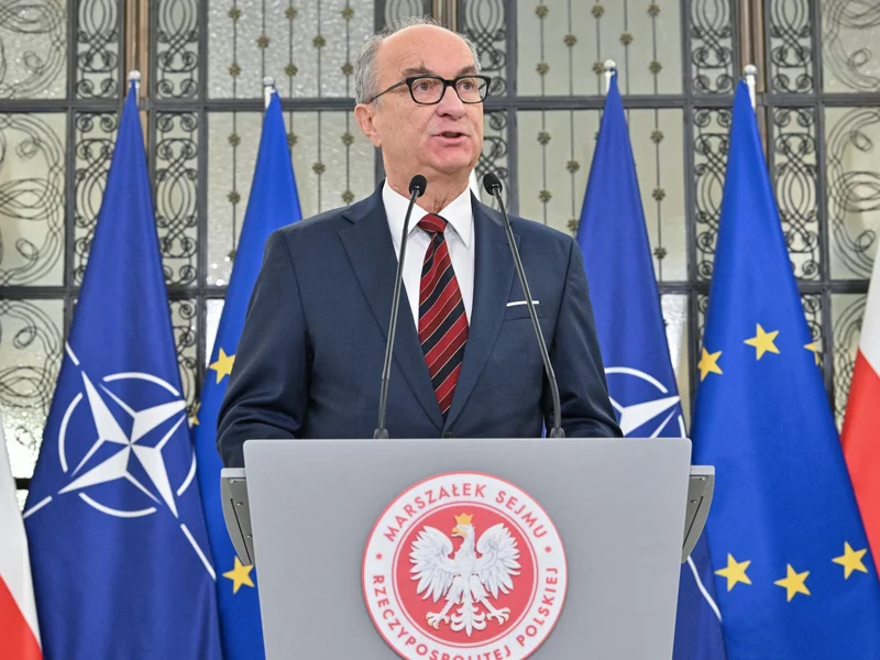 "Mam złą informację". Czarzasty zwrócił się do Nawrockiego, Morawieckiego i PiS