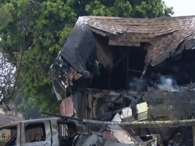 Katastrofa lotnicza w San Diego. Samolot spadł na domy