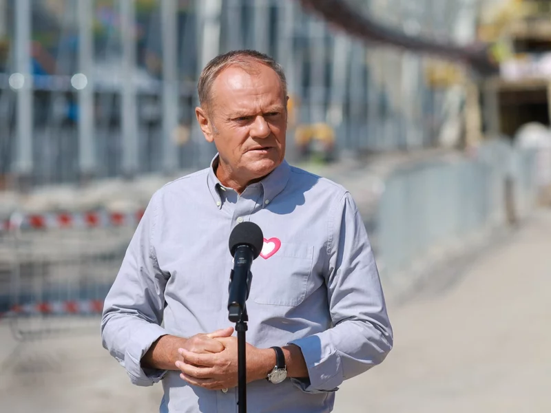 Tusk o aferze z KPO: Mój rząd musiał stanąć na głowie, by wydać te środki