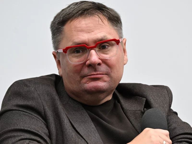 "Łamie podstawowe standardy". Terlikowski rezygnuje z udział