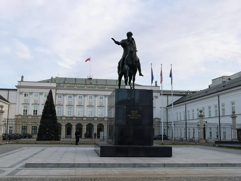 To nie decyzja Nawrockiego. "Ustalenia sprzed lat"