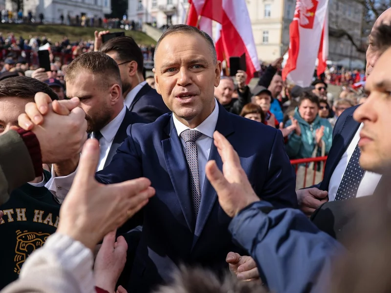 Nawrocki ostro do TVN24: Pan redaktor niech się ogarnie i słucha, co mówi prezydent