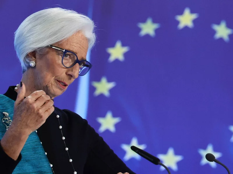 Bank centralny UE ukrywa część zarobków swojej szefowej? "Kto jej niby zabroni?"