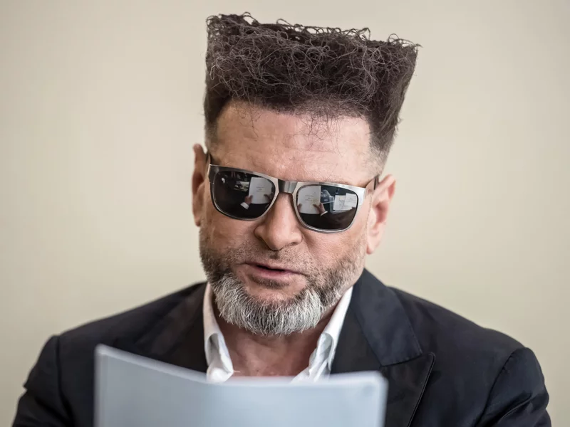 Rutkowski kontra Woźniak-Starak. "Niech pokaże torebki"