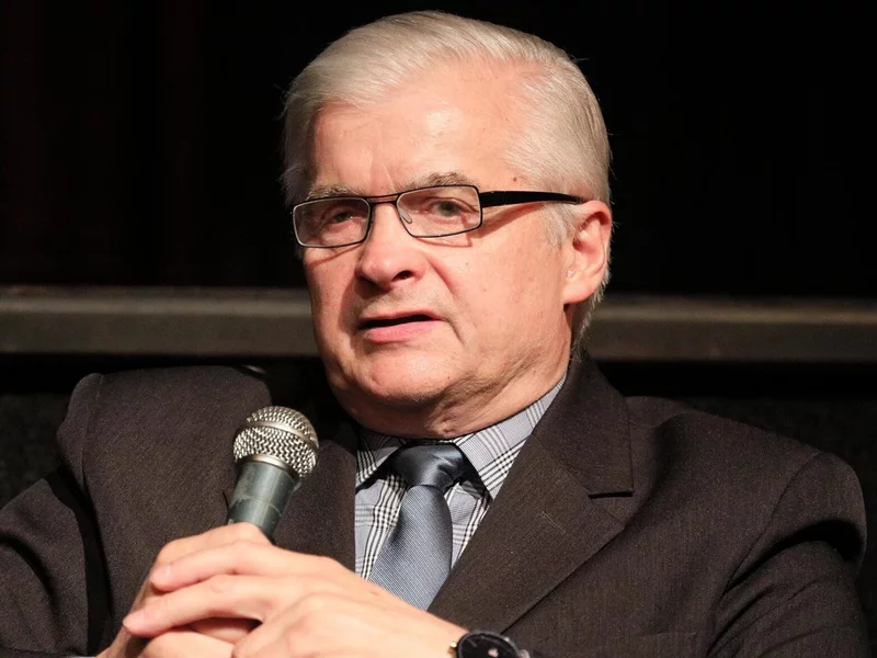 Cimoszewicz o Nawrockim: Niech się poda do dymisji i problem będzie rozwiązany