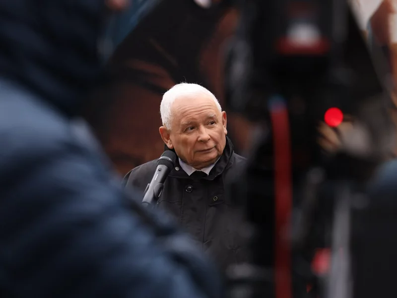 Pilne spotkanie władz PiS. Kaczyński o Morawieckim: Mam nadzieję, iż jednak przyjedzie