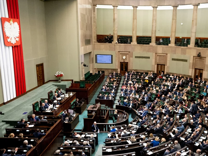 A gdyby wybory do Sejmu odbyły się w grudniu? Jest sondaż