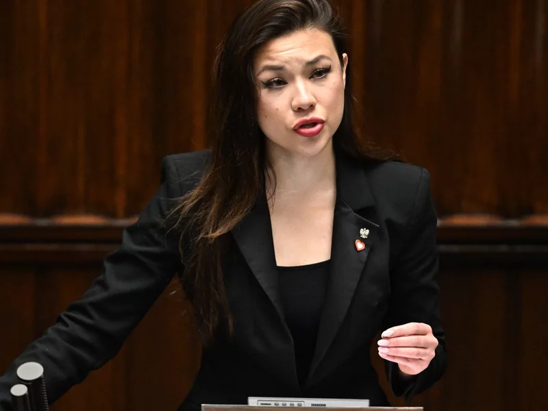 Posłanka KO strofuje prezydenta. Bezlitosna odpowiedź: Do szkoły