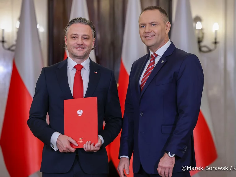 Rząd podpisał pożyczkę SAFE. Nowy szef BBN zapowiada konsekwencje