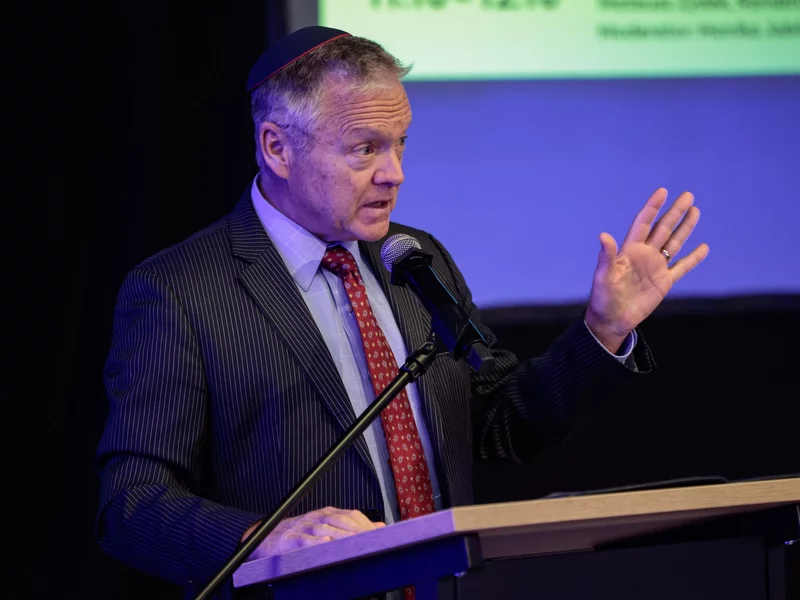 Tom Rose ostrzega: Trudno byłoby zaakceptować taki rząd w Polsce