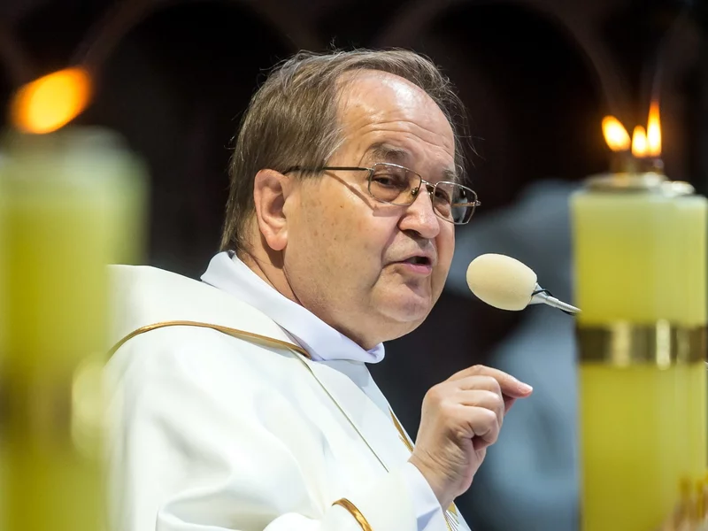 CBA w fundacji o. Rydzyka. W tle głośna sprawa